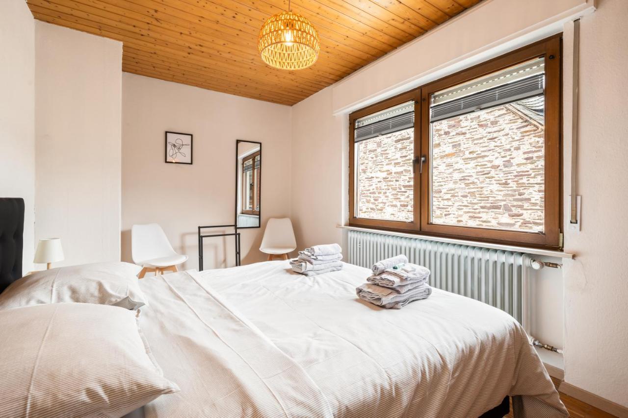 Haus Blaue Traube Mit Moselblick Appartement Ediger-Eller Buitenkant foto